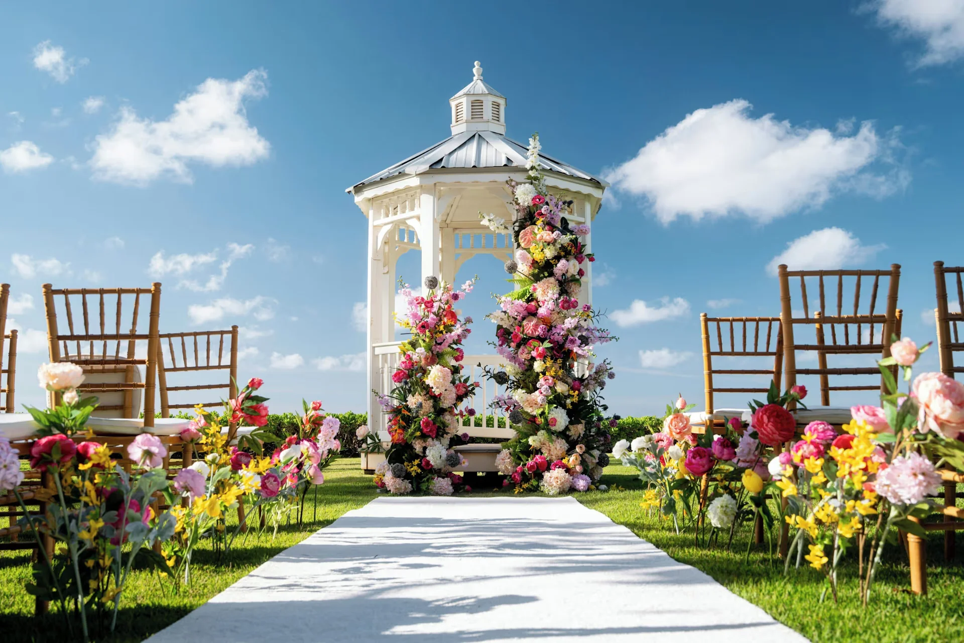 Elegant Spring Garden Wedding - Kahala Hotel & Resort